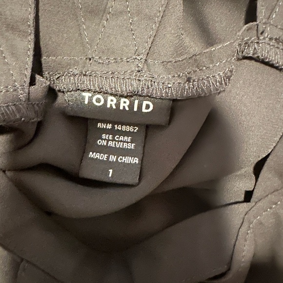 Torrid Black Georgette Cage Front Cutout Blouse - Picture 2 of 11